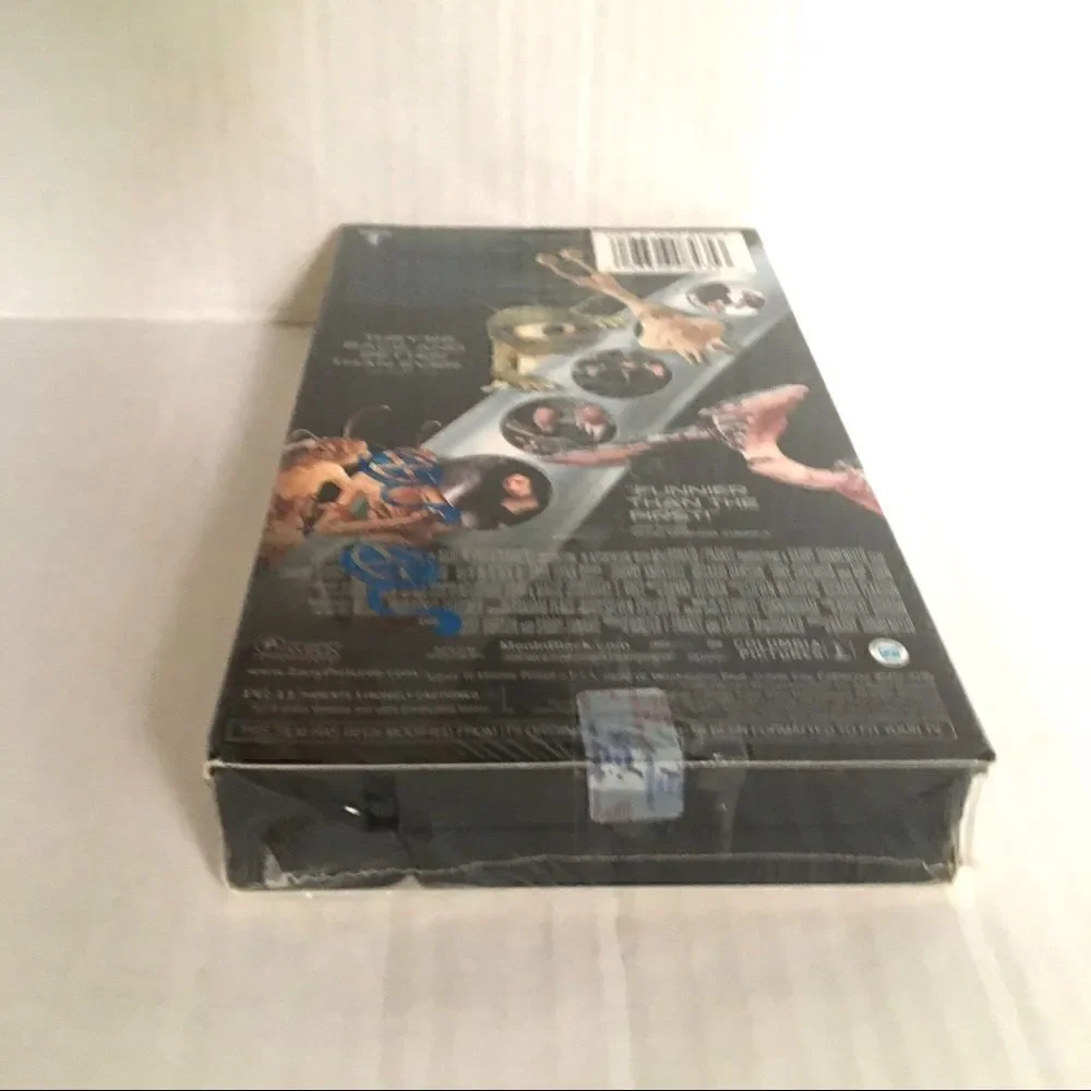 NIP MIB-Men In Black II VHS cassette tape‎